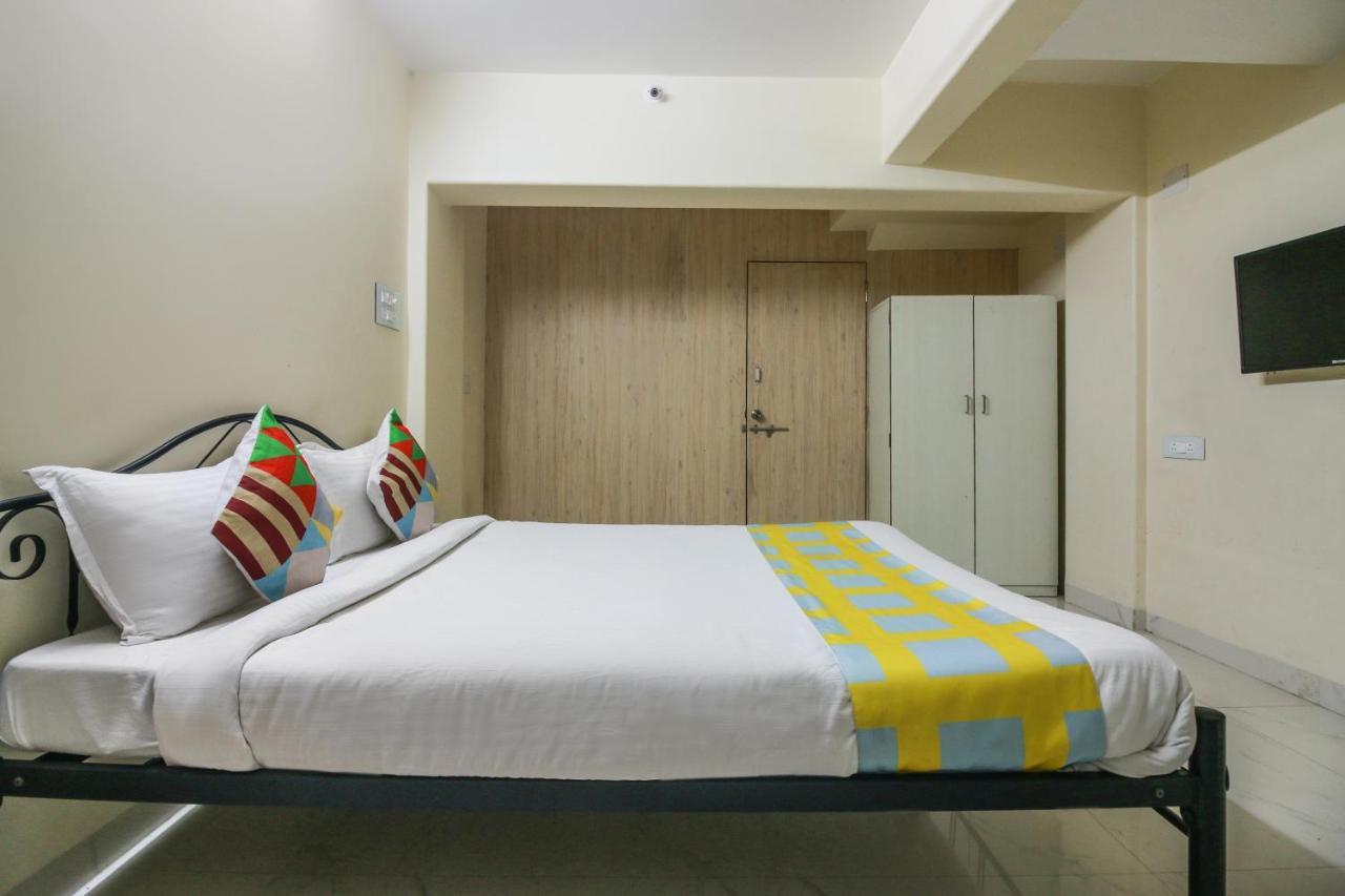 Flagship Cozy Stay Kharghar Koparpāda Exterior foto
